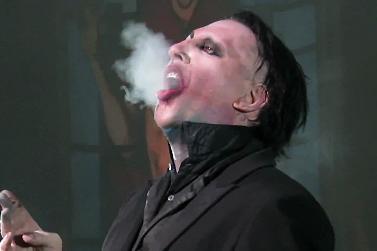 Macintosh HD:Users:brittanyloeffler:Downloads:Upwork:Marilyn Manson:1-He-once-smoked-human-bones.jpg