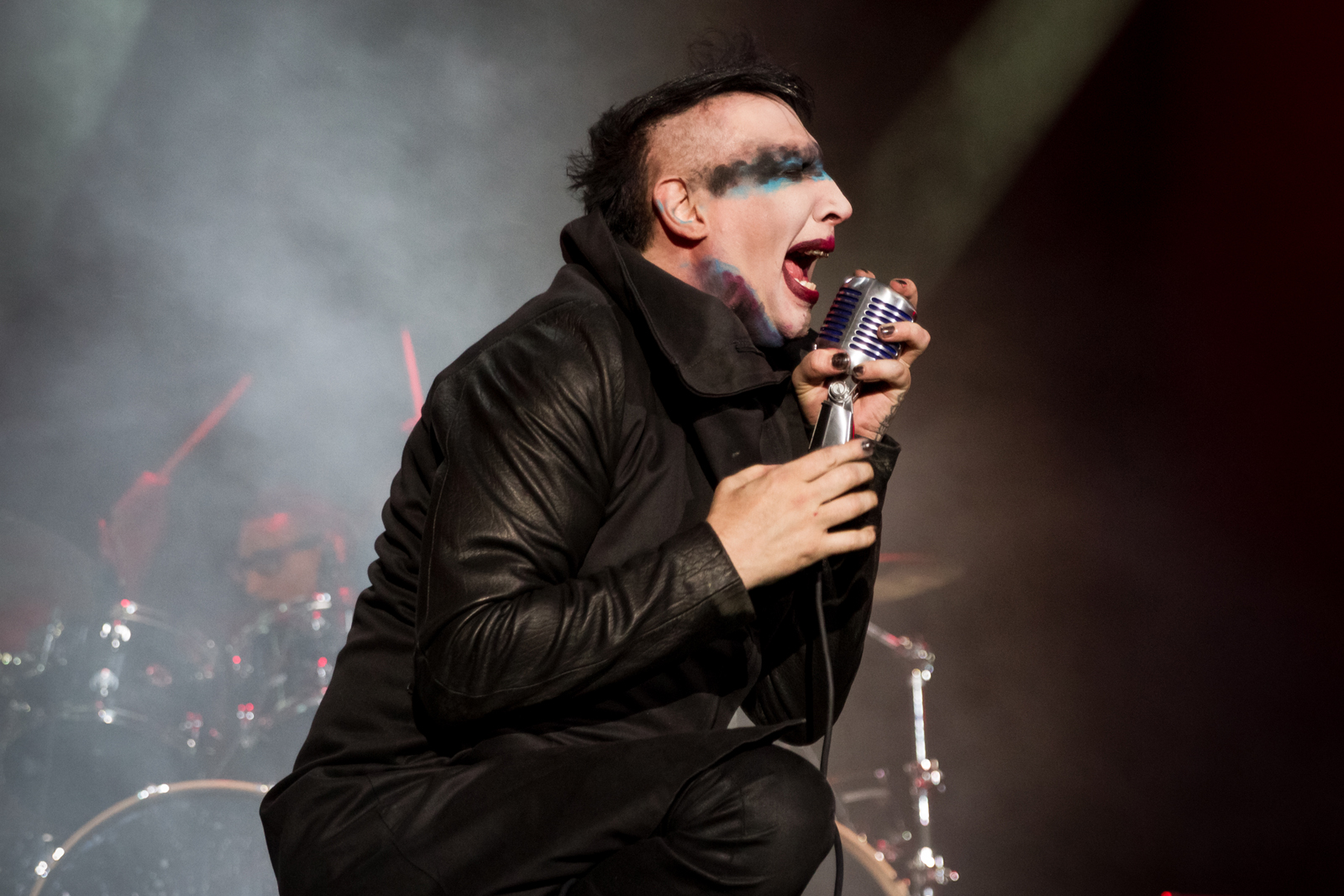 Macintosh HD:Users:brittanyloeffler:Downloads:Upwork:Marilyn Manson:19-He-suffers-from-a-very-real-heart-condition.jpg